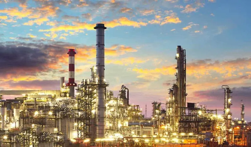 Oil firms ask SBP to review merchant rate