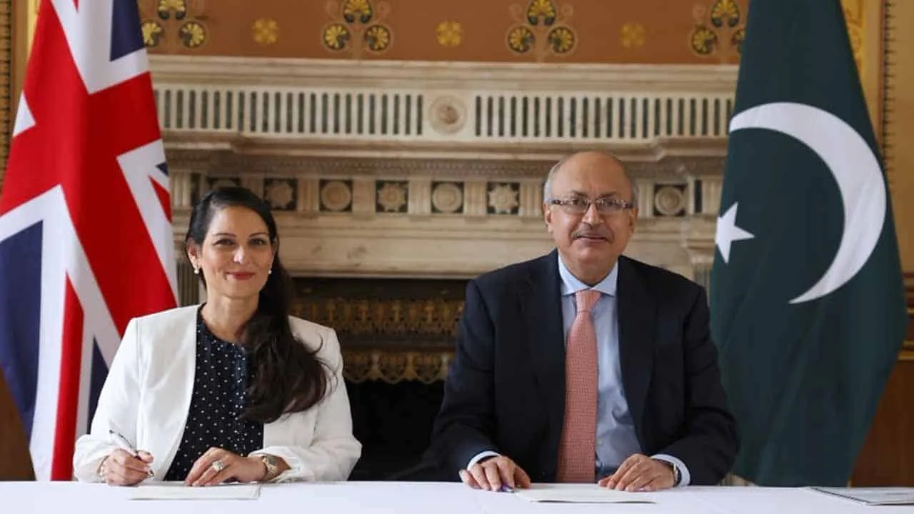 Pakistan, UK ink reciprocal agreement to return criminals
