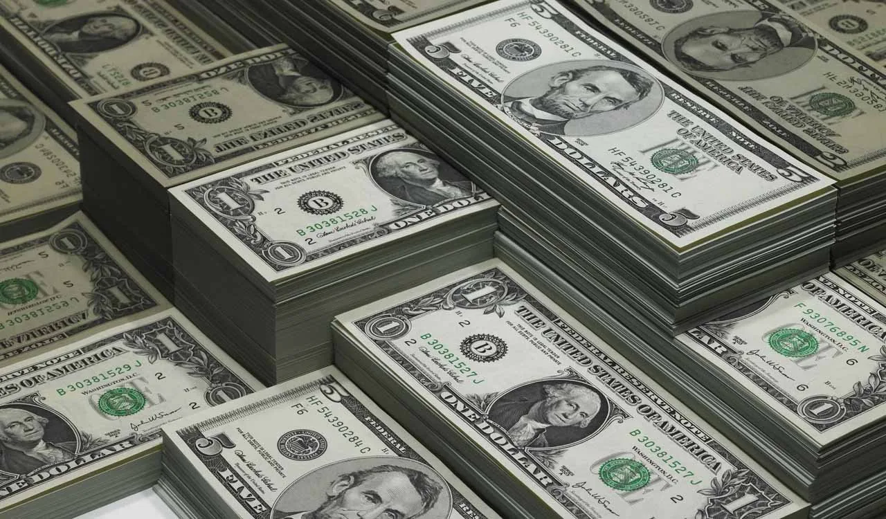 Current account debt shrinks