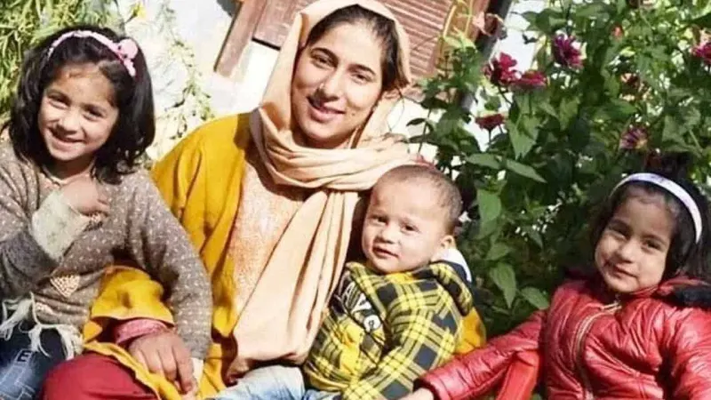 Supermom: Mother of three tops class 10 exams, secures 93% marks