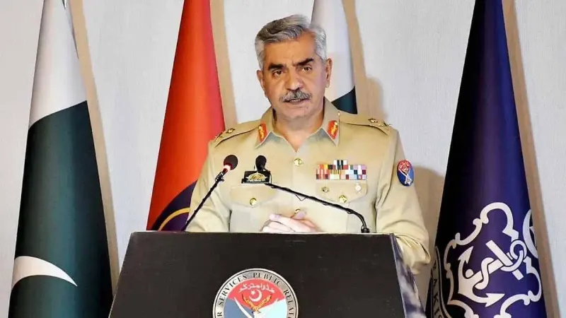 DG ISPR among 12 Maj Generals promoted to the rank of Lt Gen