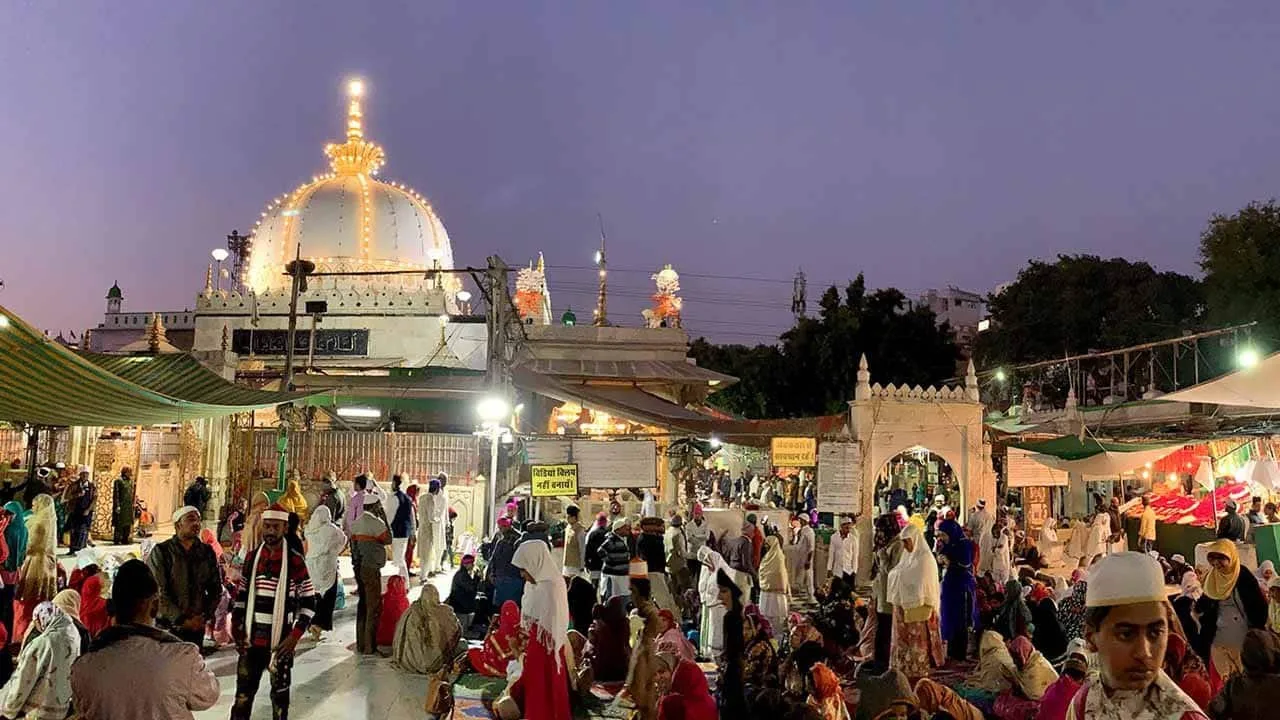India denies visas to 200 Pakistani pilgrims