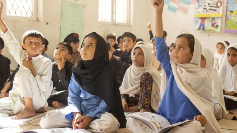 Sindh Education Dept decides to take action against 40 ghost teachers