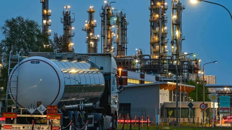 Russian delegation to arrive in Pakistan tomorrow for talks on oil, gas deal
