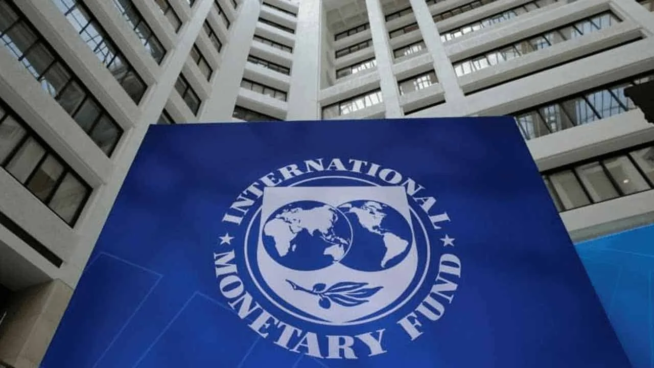 Pakistan wants to complete 9th IMF review without any delay: PM Shehbaz