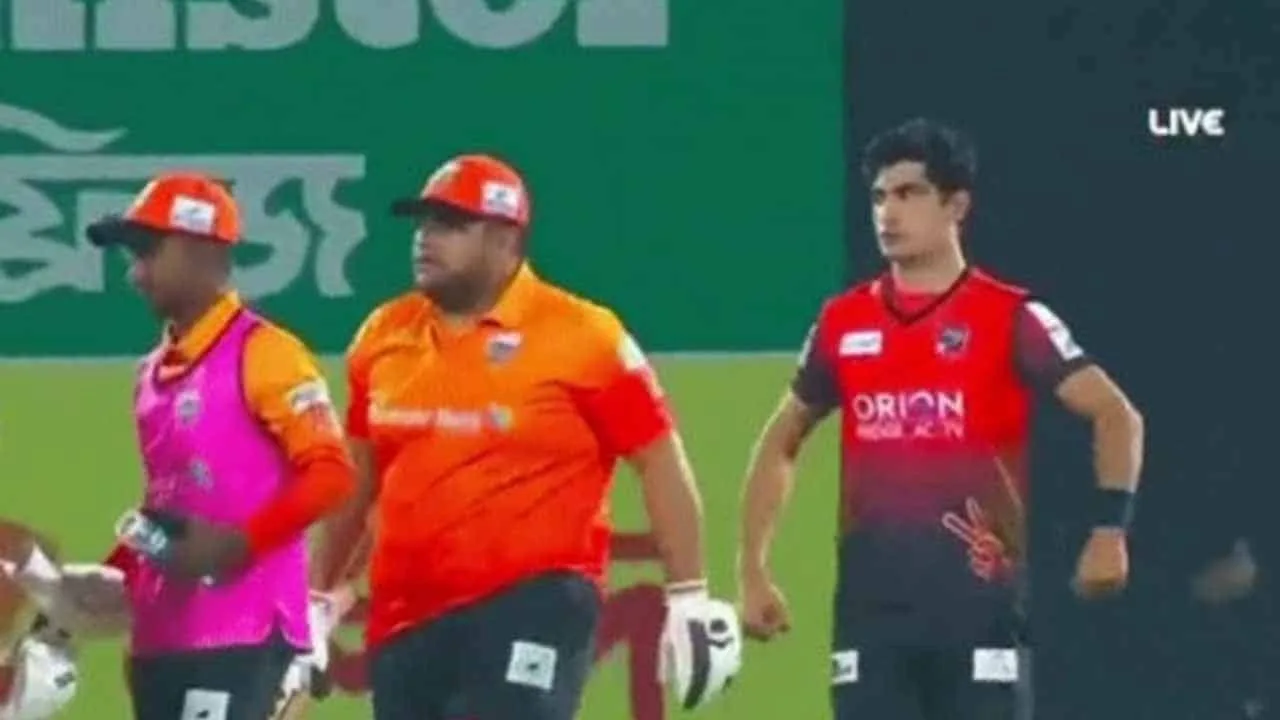 Naseem Shah is being slammed on Twitter for body shaming fellow cricketer Azam Khan during BPL match