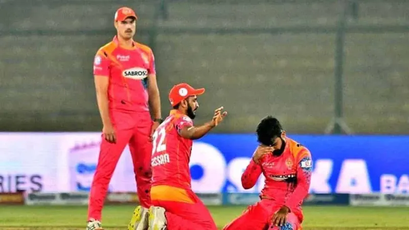 Shadab's Lighthearted Comment: 'Don't Want to Lose to Friends in PSL