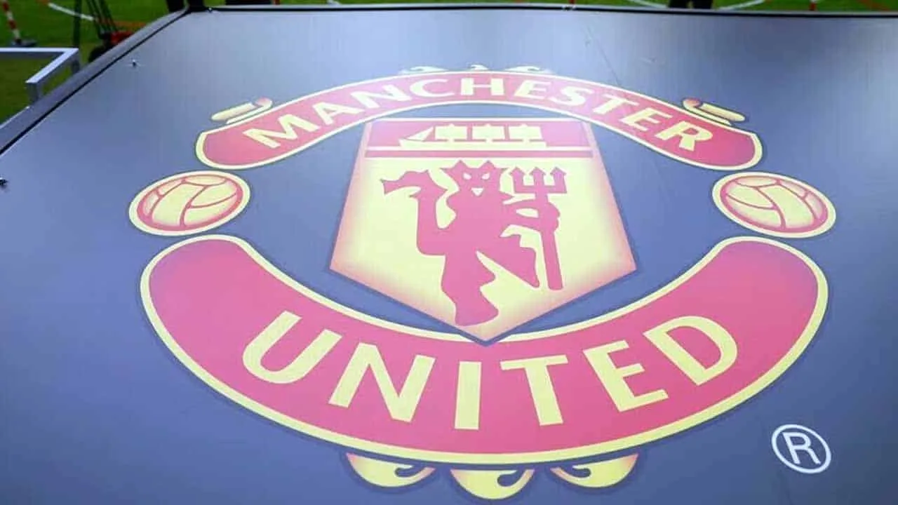 Saudis join race to buy Manchester United: report