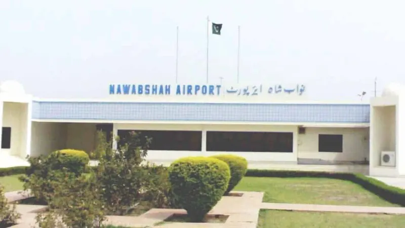 Major Pakistani airport shut down for two months