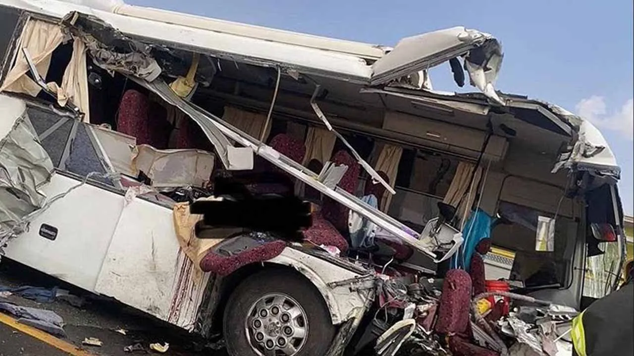 At least 20 Umrah pilgrims killed, scores injured in Saudi Arabia's bus accident