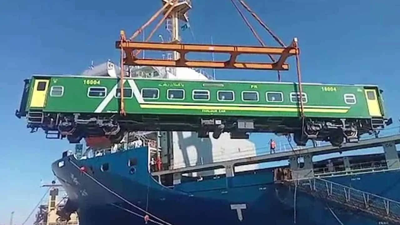 Consignment of 70 cargo coaches reaches Karachi port