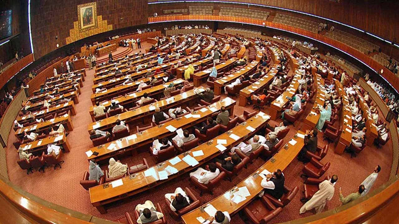 NA Passes Bill to Limit CJP Suo Motu Powers