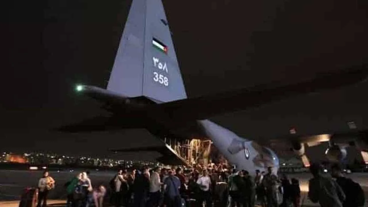 500 stranded Pakistanis reach at Port of Sudan