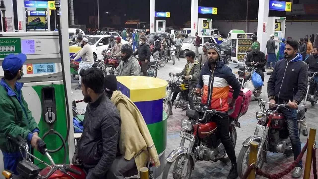 Petrol price likely to go up by Rs10-14 per litre