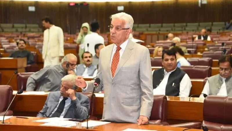 Won't take dictation from any constitutional institution, says Khawaja Asif
