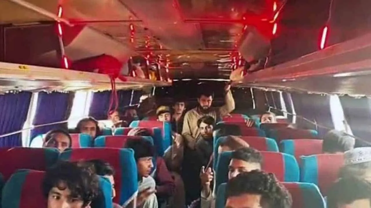 Pakistan releases 66 Afghan Prisoners in goodwill gesture
