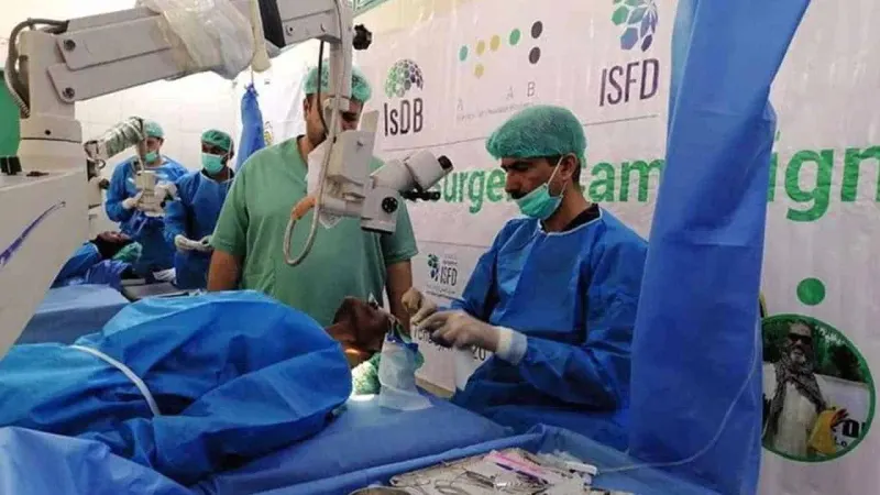 Pakistani doctors perform 400 free eye surgeries in Chad