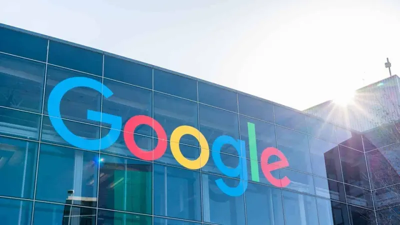 Pakistanis earn Rs 1,000 billion in a year through Google