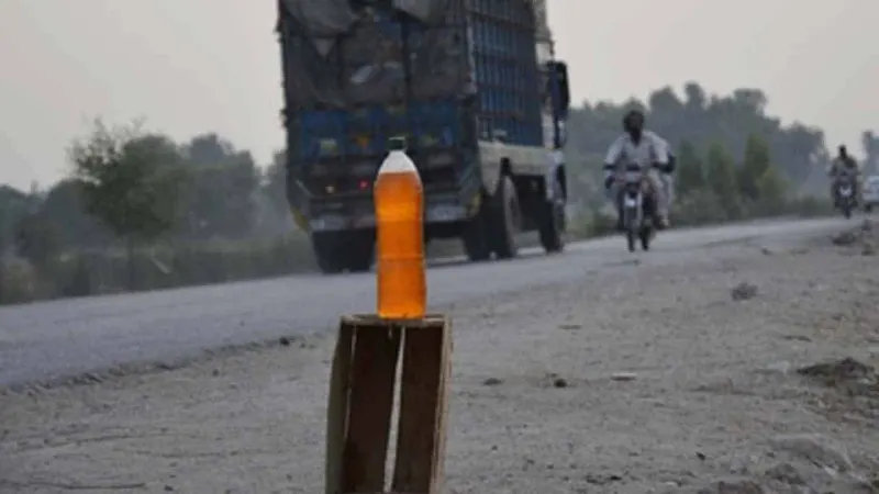 Cheaper Iranian oil attracts inflation-hit Pakistani consumers: report