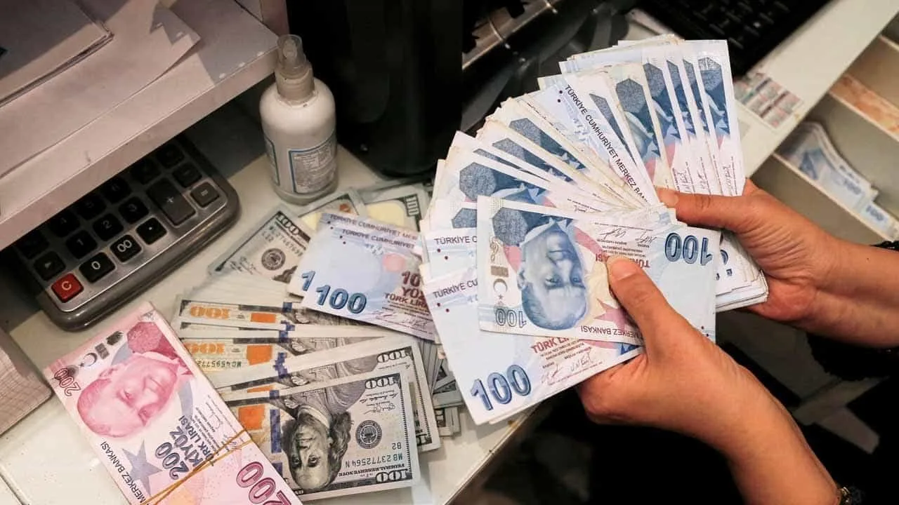 Turkish lira hits record low