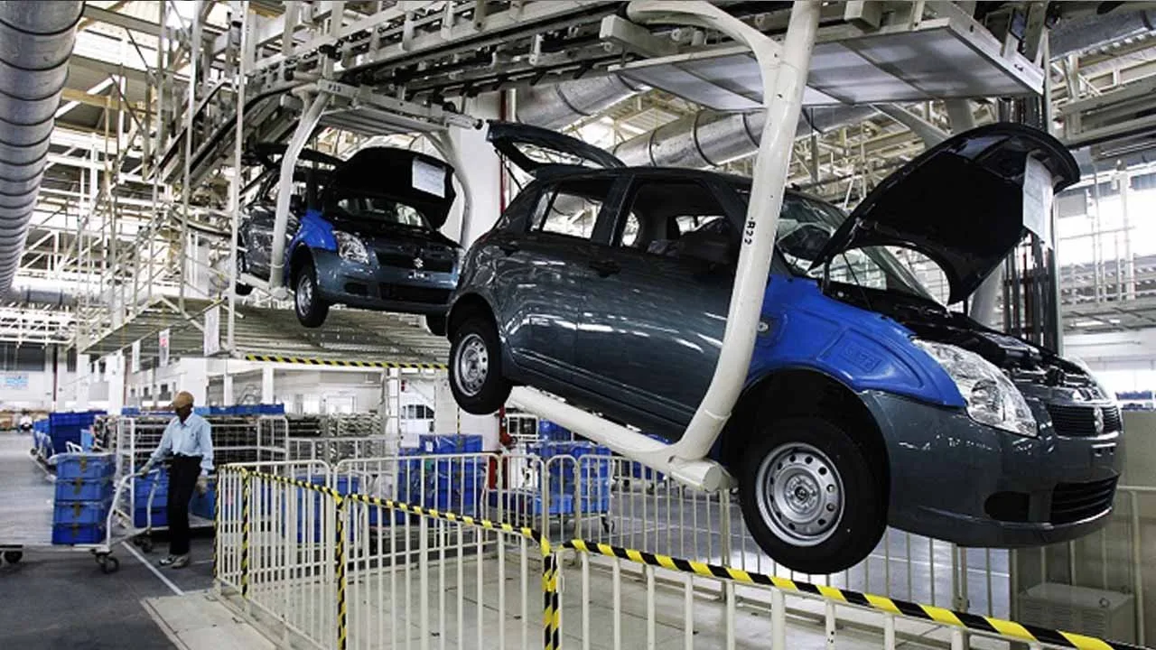 Pak Suzuki extends shutdown amid import curbs