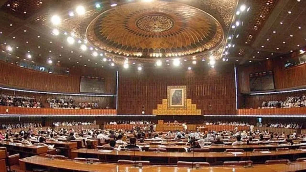 Senate passes amendment in Election Act 2017, abolishes lifetime disqualification