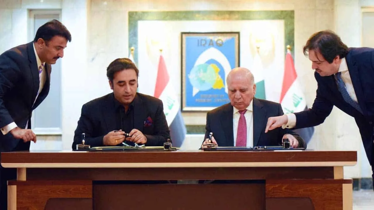 Pakistan, Iraq ink MoU on visa-free travel