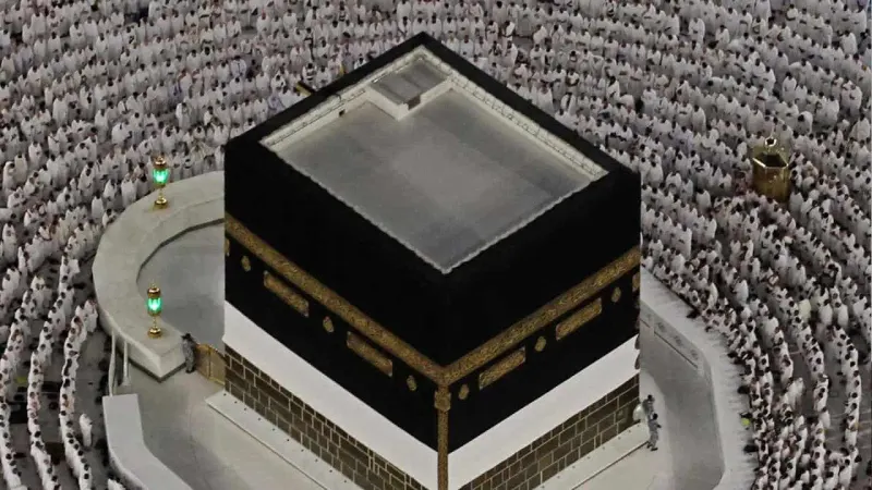 Pakistan's religious body gives nod to women performing Hajj without mehram