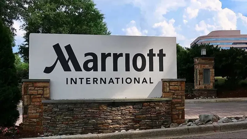 World's biggest hotel chain announces to hire over 3,000 refugees