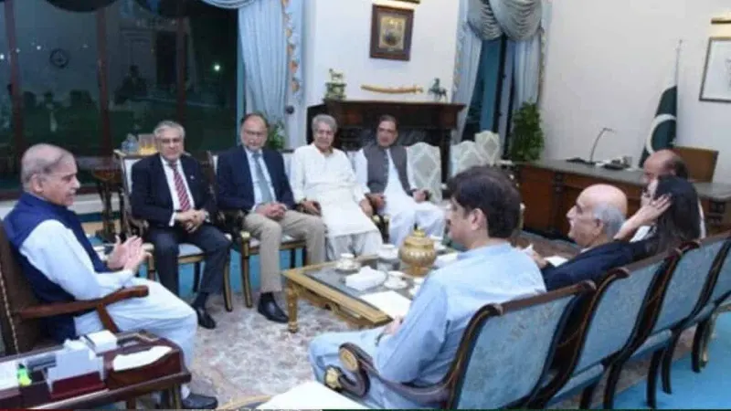 PM Shehbaz Sharif consults top allies on political situation