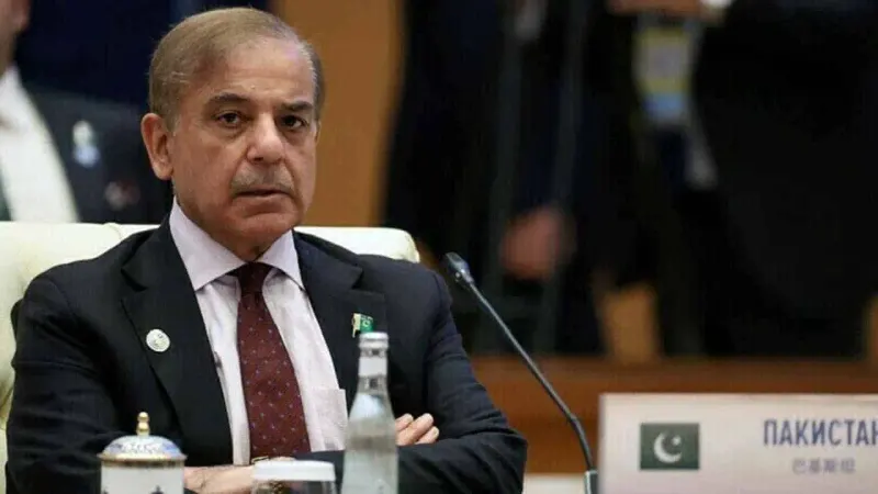 PM Sharif inaugurates, lays foundation stone of uplift projects