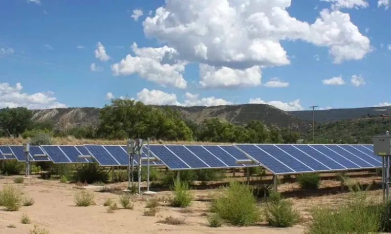 Govt to provide solar system to residents of Thar