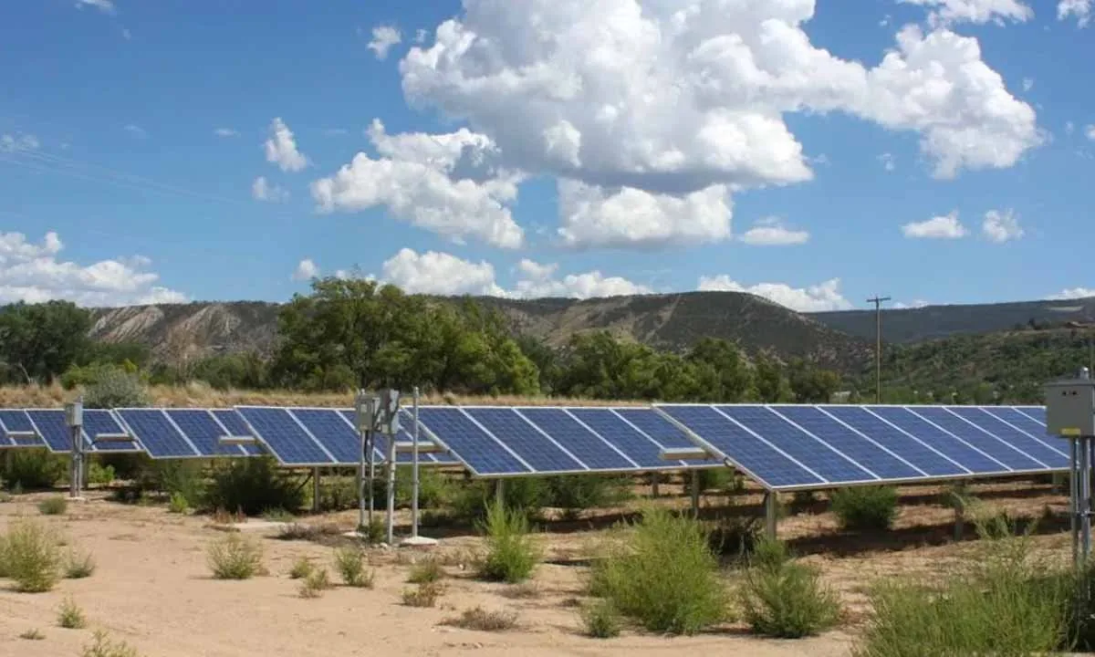 Govt to provide solar system to residents of Thar