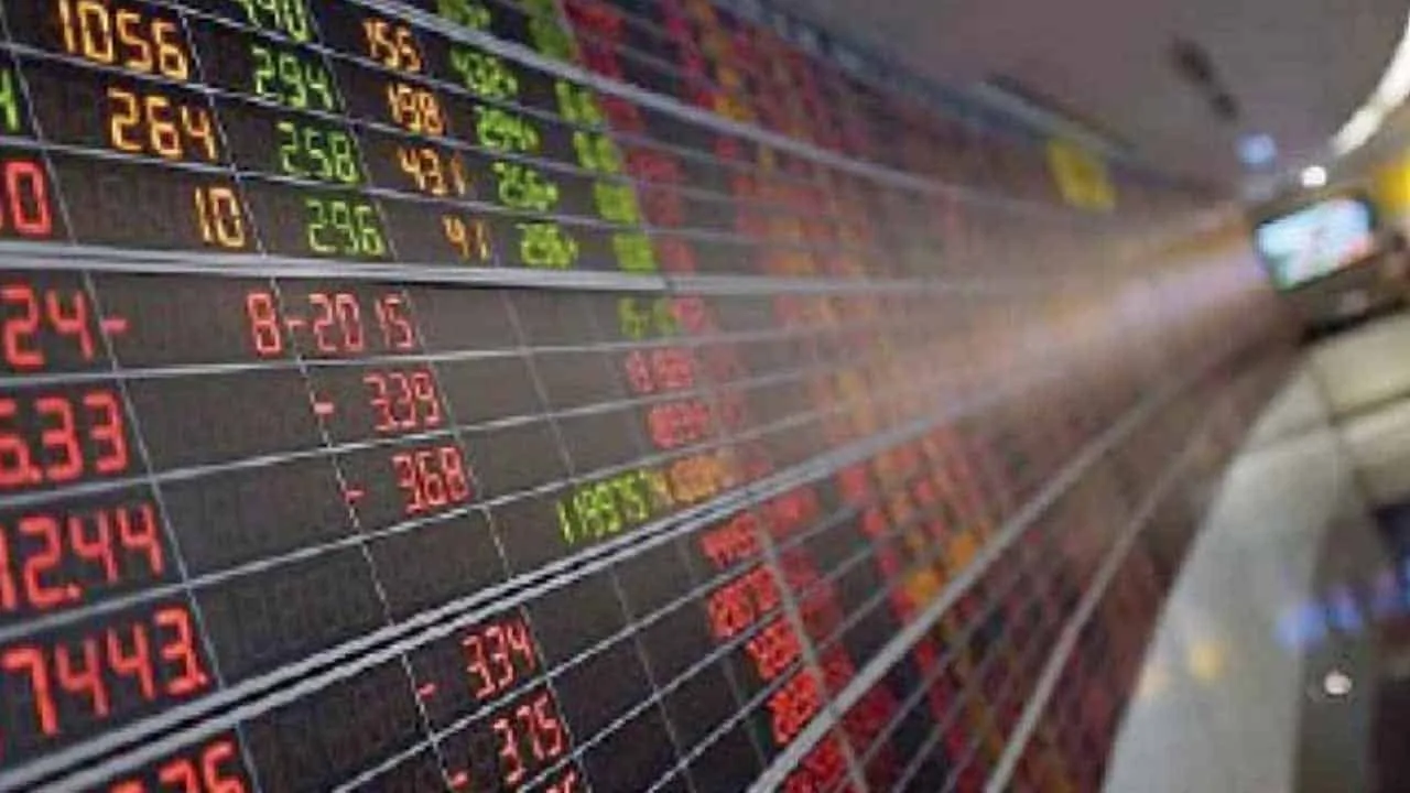 PSX witnesses bullish trend as index gains 522 points