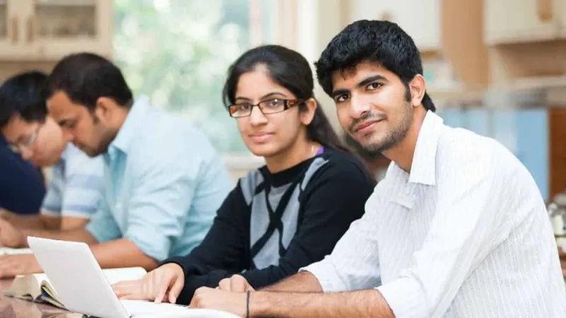 Ba-Ikhtiyar Naujawan Program: Govt Unveils 60,000 Paid Internships