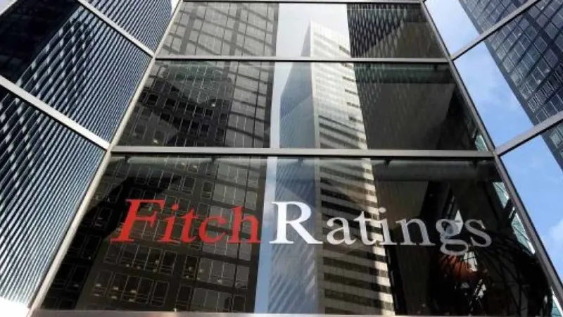 Fitch Boosts Pakistan's Currency Issuer Default Rating Amid Enhanced External Financing