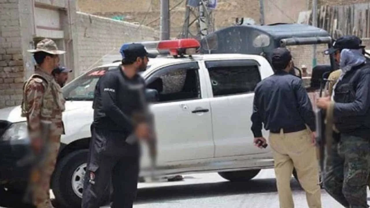 Two Policemen martyred in Attack on Peshawar Checkpost