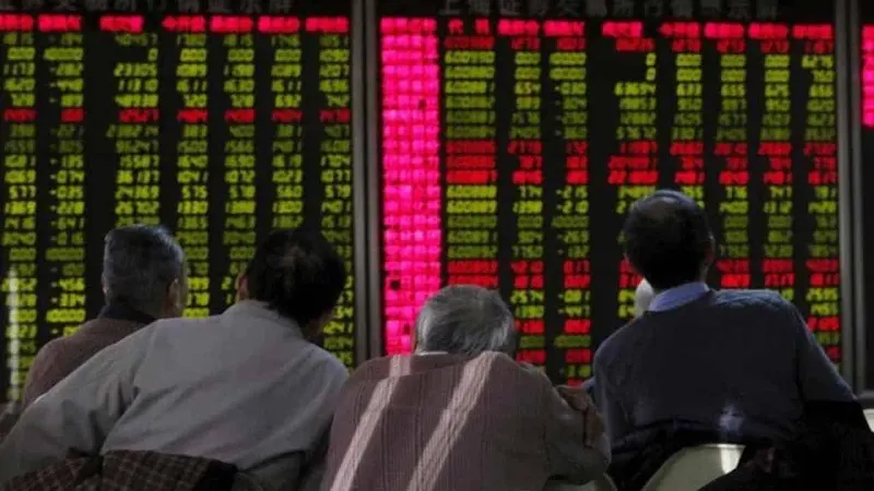 KSE-100 Index Surges Past 44,000 Mark After 14 Months with a Remarkable 600-Point Gain