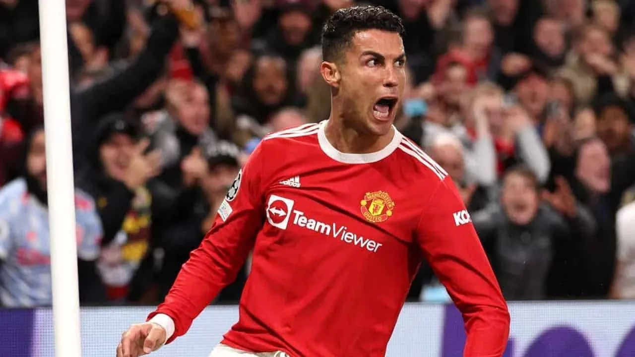 Cristiano Ronaldo overtakes Messi as world’s highest-paid athlete