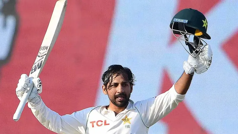Sarfaraz Ahmed Makes History as First Pakistani Wicketkeeper to Reach 3,000 Test Runs