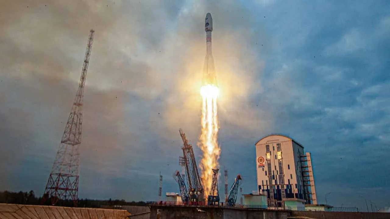 Russia's Luna 25 spacecraft crashes into moon amid failure