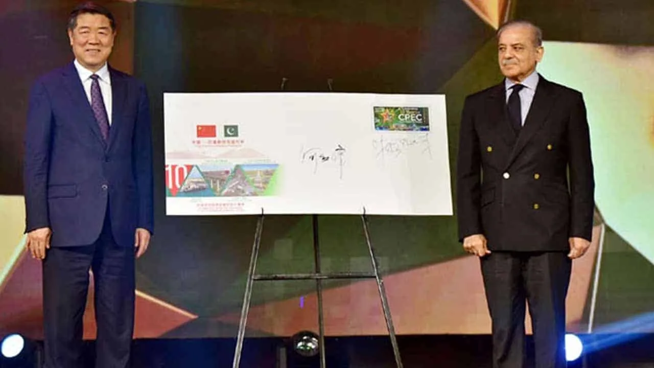 Pakistan, China vow to continue cooperation for CPEC