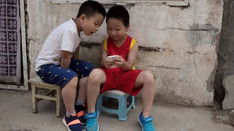 Chinese children, and teenagers have smartphone usage restricted