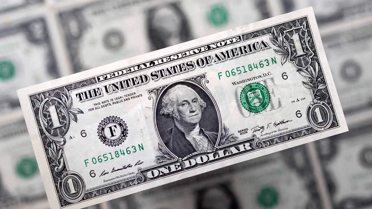 Open-market: US dollar trading in range of 320-323 against PKR