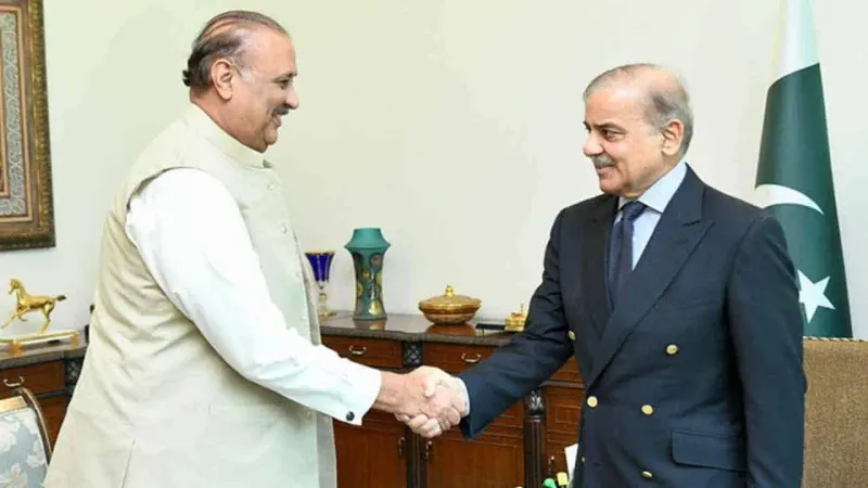 President Alvi asks PM, Raja Riaz to finalise caretaker PM’s name by Aug 12