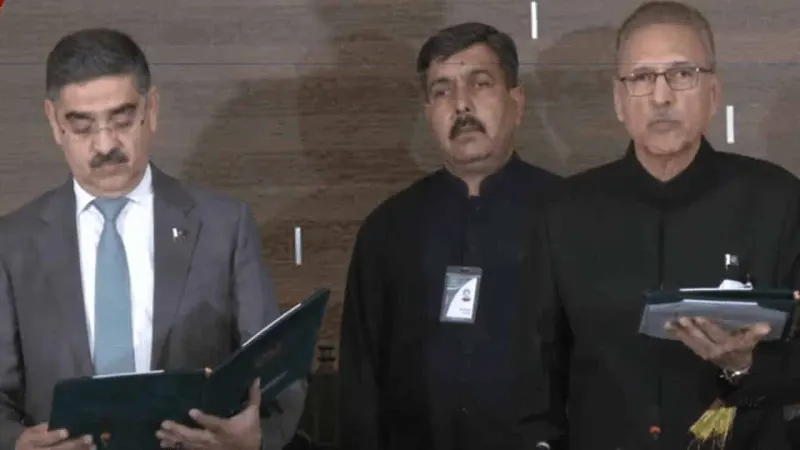 Anwaar-ul-Haq Kakar takes oath as 8th caretaker prime minister