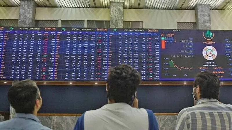 KSE-100 Faces Selling Pressure Amid Rising Inflation Concerns