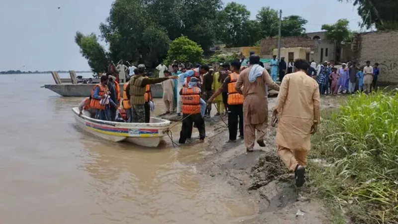 Another 3,000 relocated as Sutlej river continues to see high level flood at Sulemanki