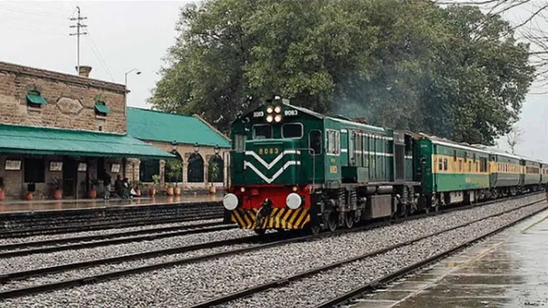 Pakistan Railways increases fares