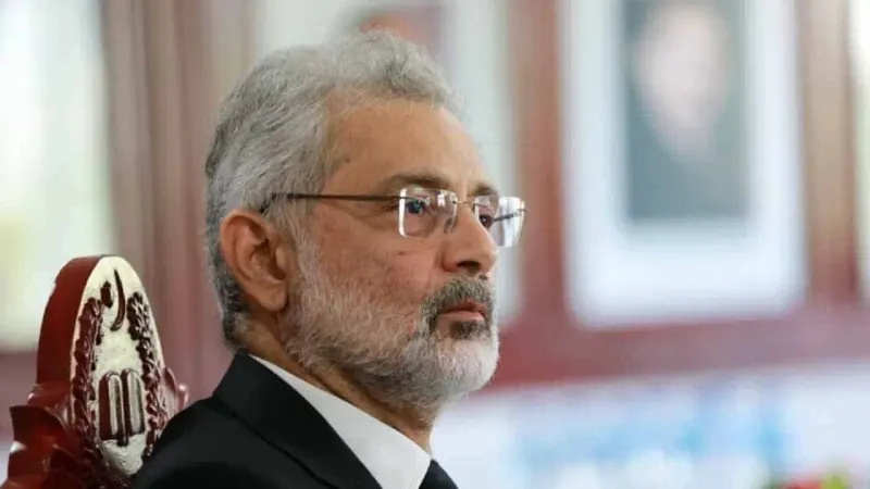 "We are old-fashioned judges": CJP Isa fines lawyer over non-compliance